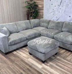 Gorgeous‼️ 4-Pc Corduroy Sectional Sofa Sets With Ottoman