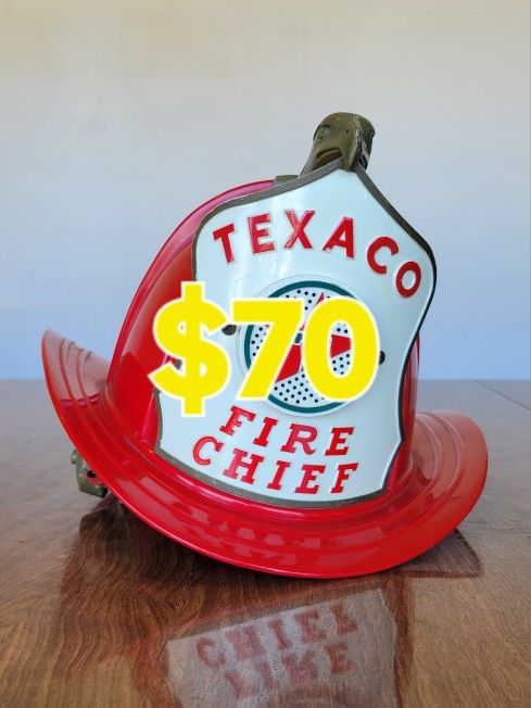 VINTAGE TEXACO FIRE CHIEF HELMET