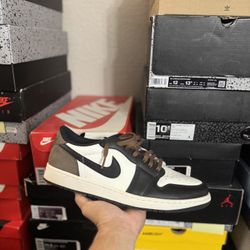 Jordan 1 Low Mocha size 12.5 VNDS