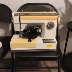Sewing Machine With Pedal