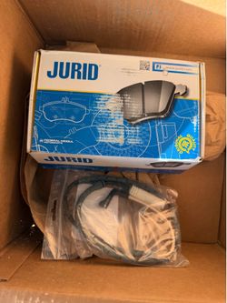 Brand New Jurid Front Brake Pads + Brake Wear Sensor for 2010 BMW 328i