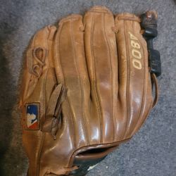 Wilson MLB A800 Pro YOUTH 11 3/4 Glove MSRP$90
