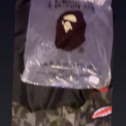 grey bape jacket, real look at the pictures.