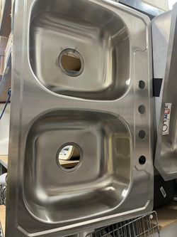 Top Mount Sink $50 @ 16947 D Street, Victorville Ca