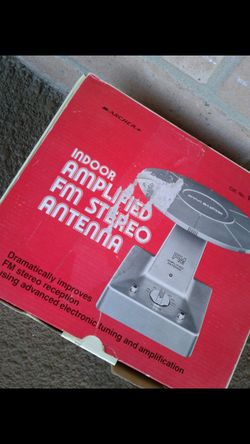BRAND NEW - INDOOR AMPLIFIED FM STEREO ATENNA $25.