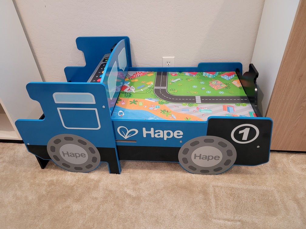 Hape Wooden Foldable Ride-On Train Table