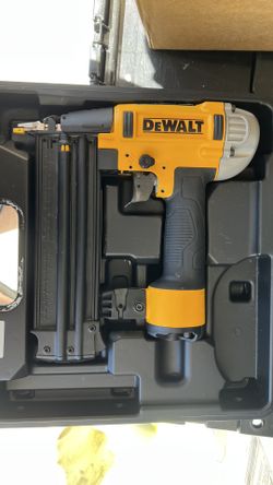 DeWalt Precision Point 18 Ga. Pneumatic Brad Nailer