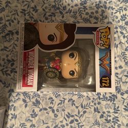Wonder Women Funko 