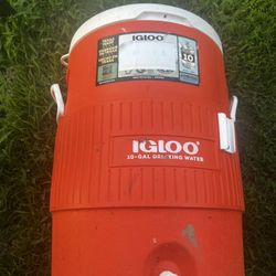 Igloo 10 Gallon Water Jug 