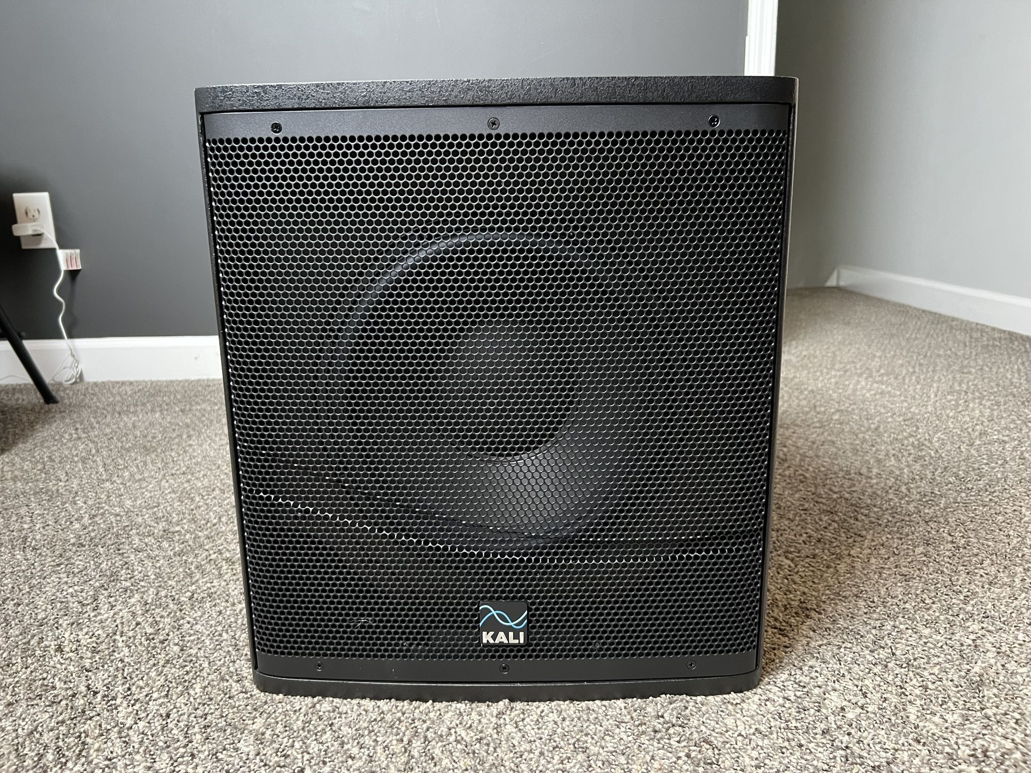 Kali Audio WS 12 Subwoofer