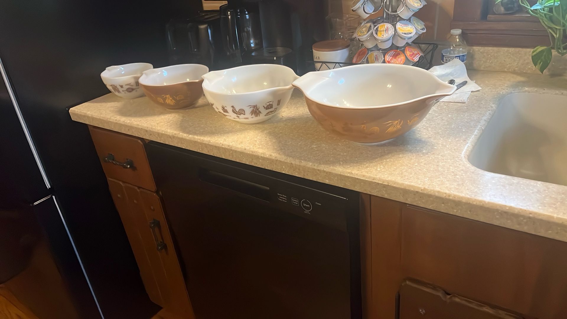 Pyrex Early American Cinderella Set