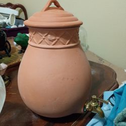 Vintage Drinking pot never used