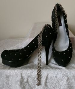 Dollhouse Size 10 Women's Shoes