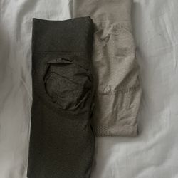 Set of Scrunch Butt leggings 
