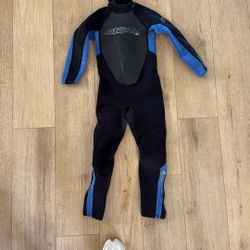 Boys Kids Wetsuit Sz 6