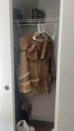 Alaska Leather &Trading Co . Fur Coat