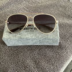 Kenneth Cole New York sunglasses Women's Gold Metal Sunglasses #KC00023 32W new with box