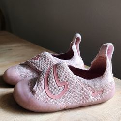 Nike Swoosh 