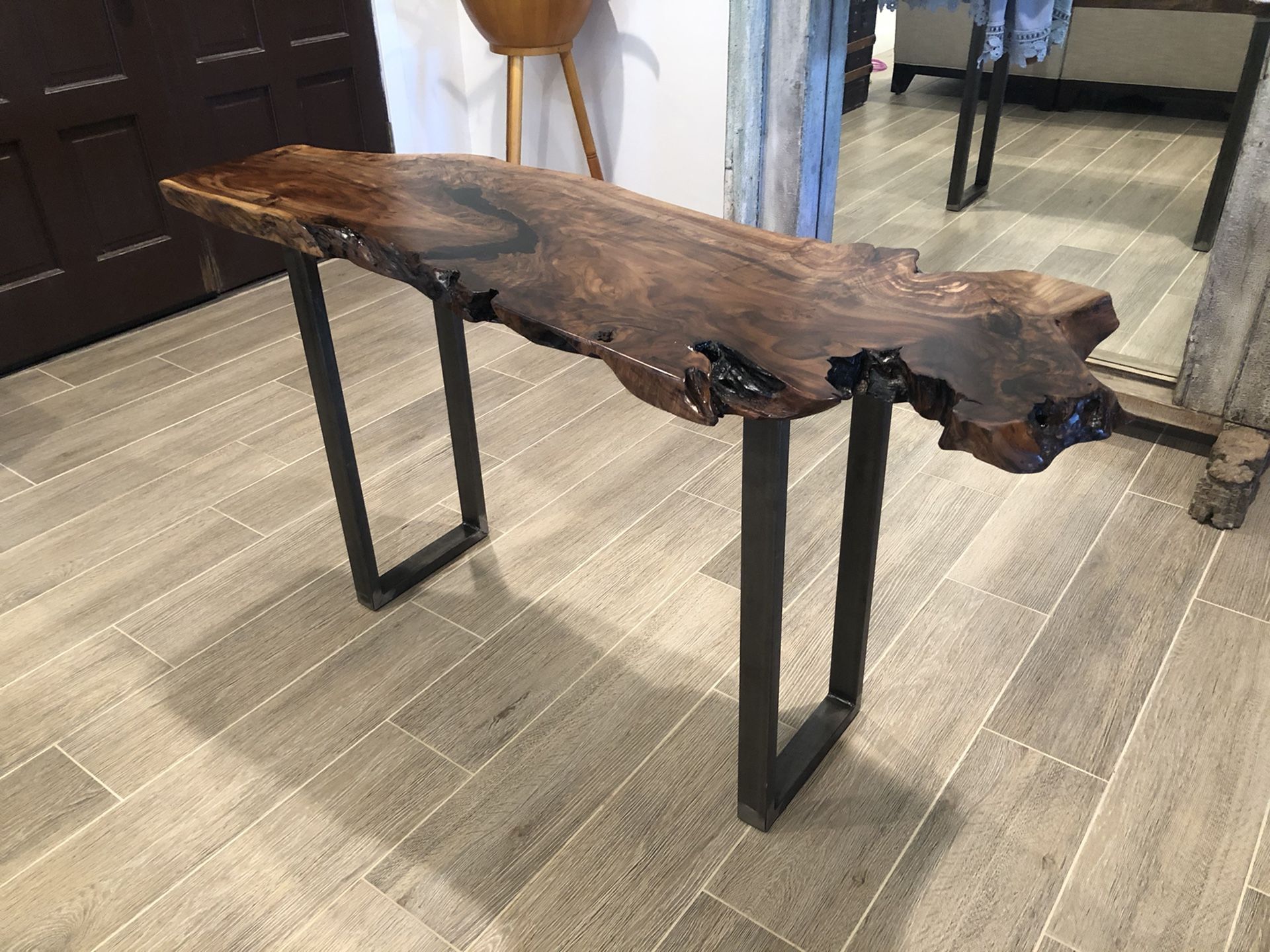 Black walnut live-edge console table Brand New