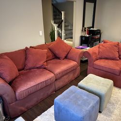 ~~~ Couch, Chair & 2 Ottomans ~~~