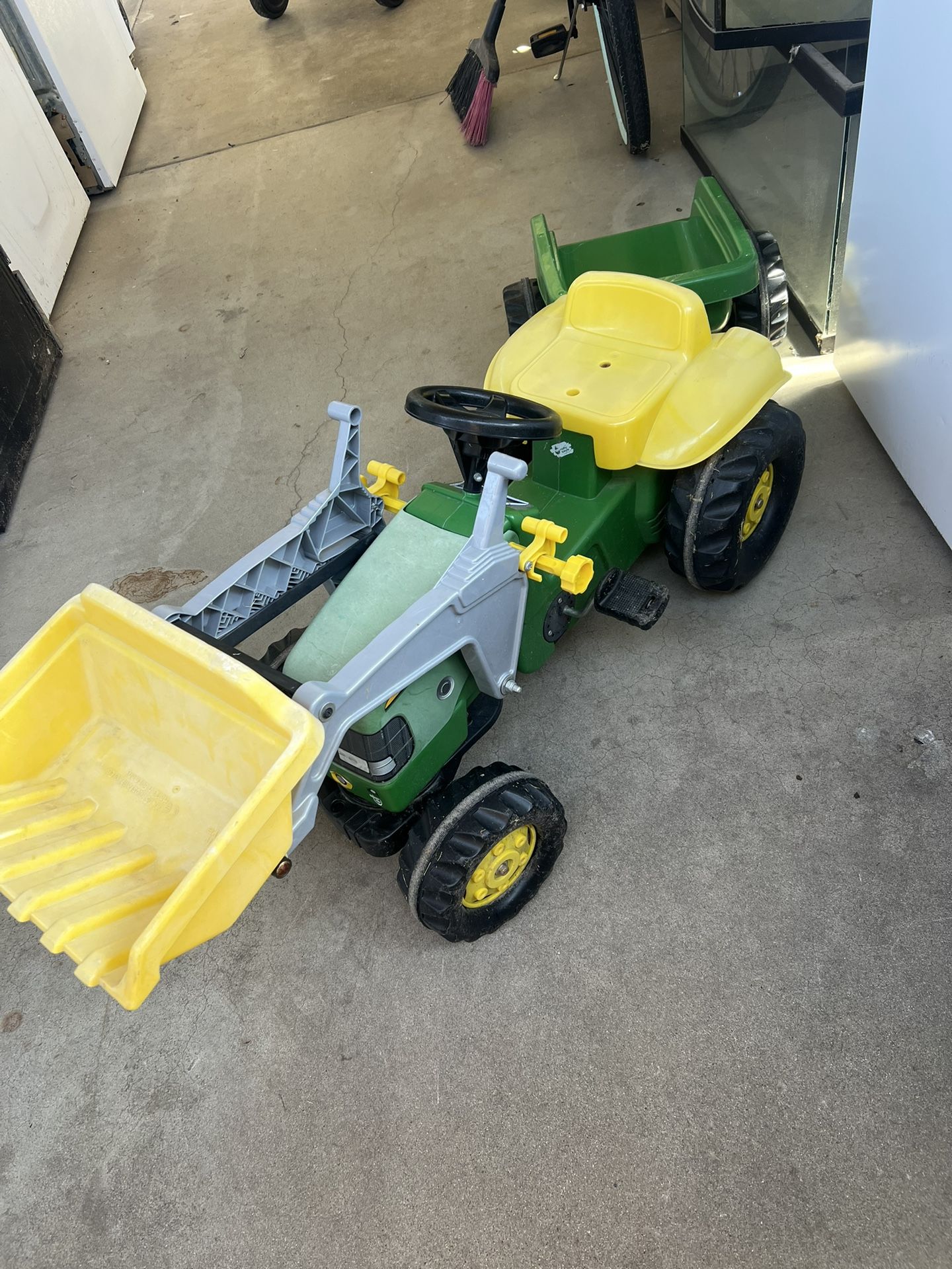 John Deere Peddle Tractor