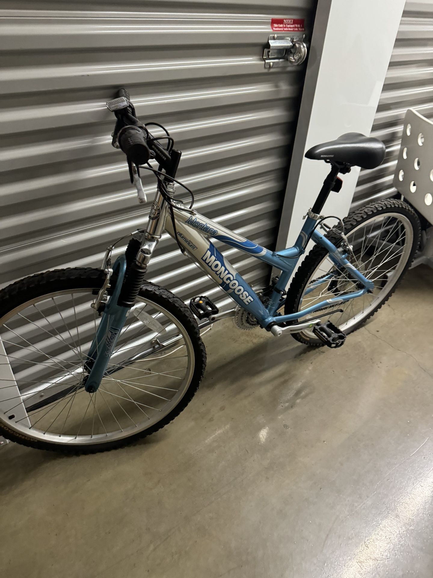 Mongoose Mountain Bike