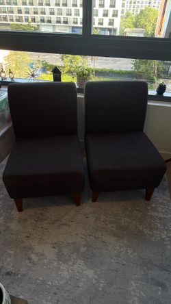 Accent chairs ( Set of 2)