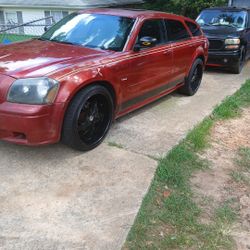 Dodge Magnum  ON 22s