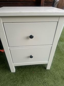 Night stand