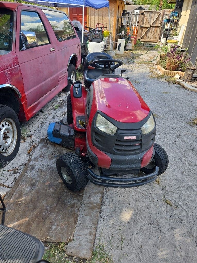 2 Riding Lown Mowers , And Extras Parts They Need Works .,i I Engine Start And Run Good , This Have A New Calburetor , New Filtrer ,oil , Tires ,