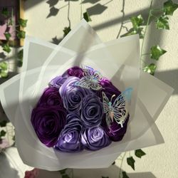 12 Rose Bouquet 