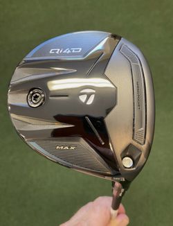 TaylorMade qi4d max 18 degree 5 wood.