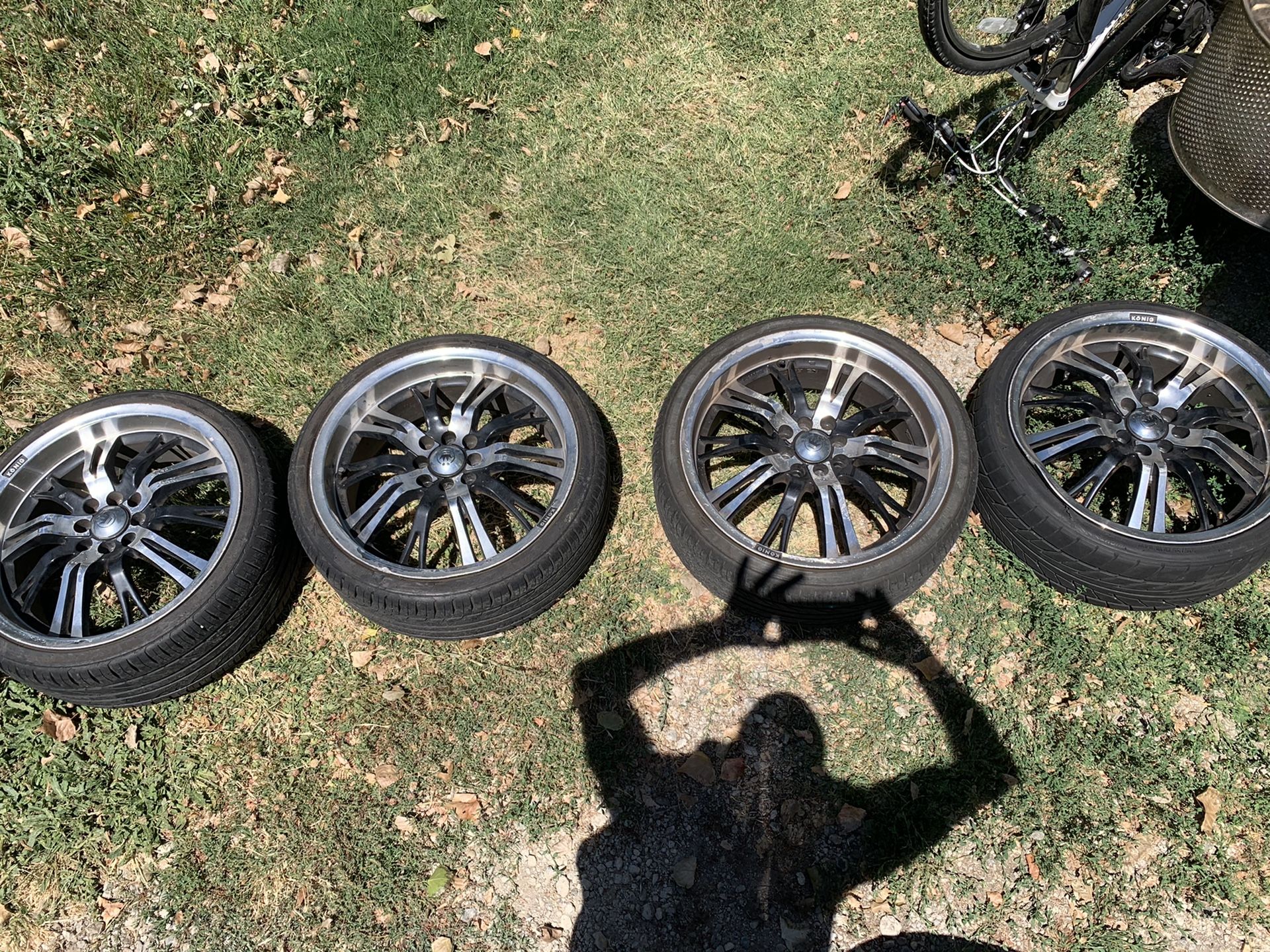 Honda Civic Koenig Wheels and tires