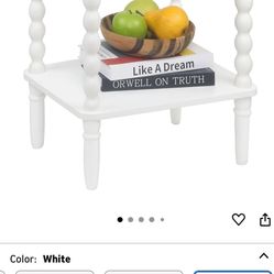 White End Table, Small Side Table with Storage Shelf, 2-Tier Modern NightStand for Bedroom, Living Room, Small Spaces (White)