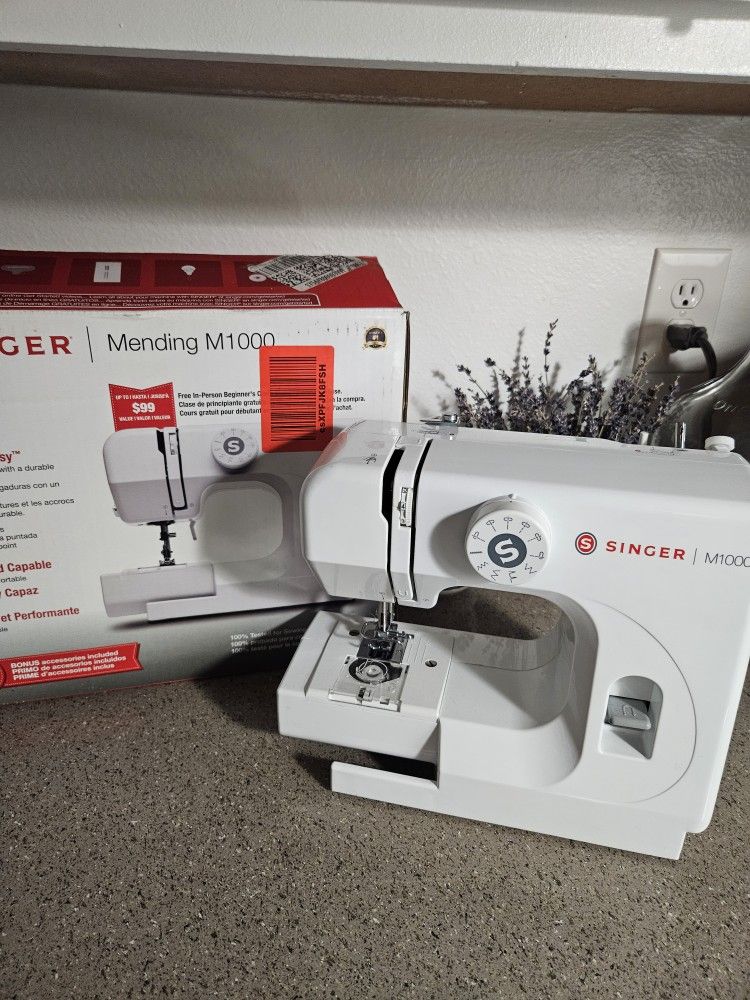 New SINGER M1000 Sewing Machine