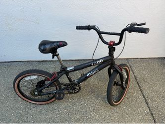 18” Boy’s BMX Bike 🚲