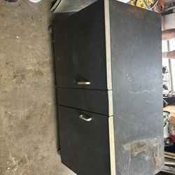 Metal Cabinet With Wheels 