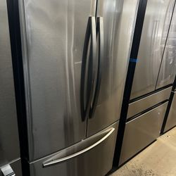 NEW OPEN BOX SAMSUNG FRENCH STYLE STAINLESS STEEL REFRIGERATOR 