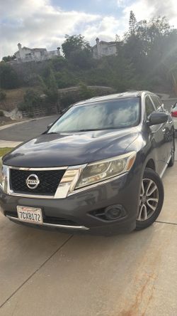 Nissan 2014 Pathfinder 4wd