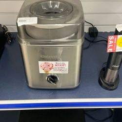 Ice Cream Maker 