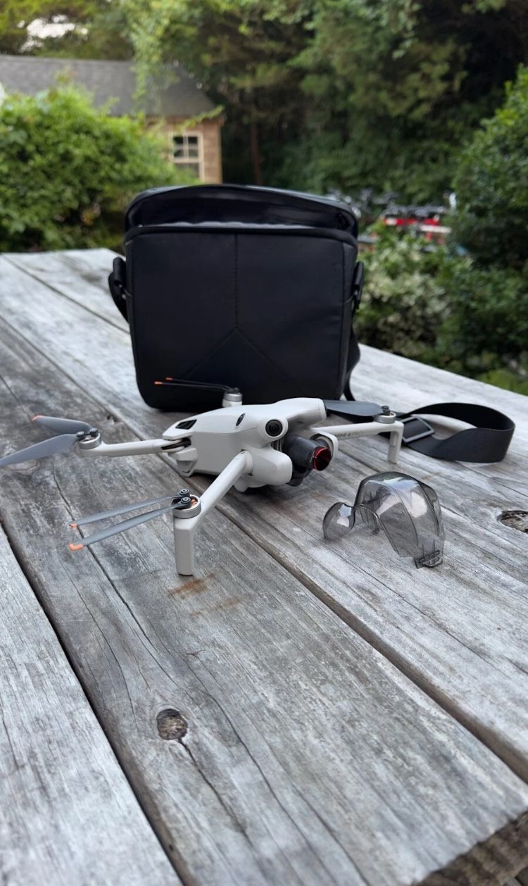 DJI Mini 4 Pro Drone