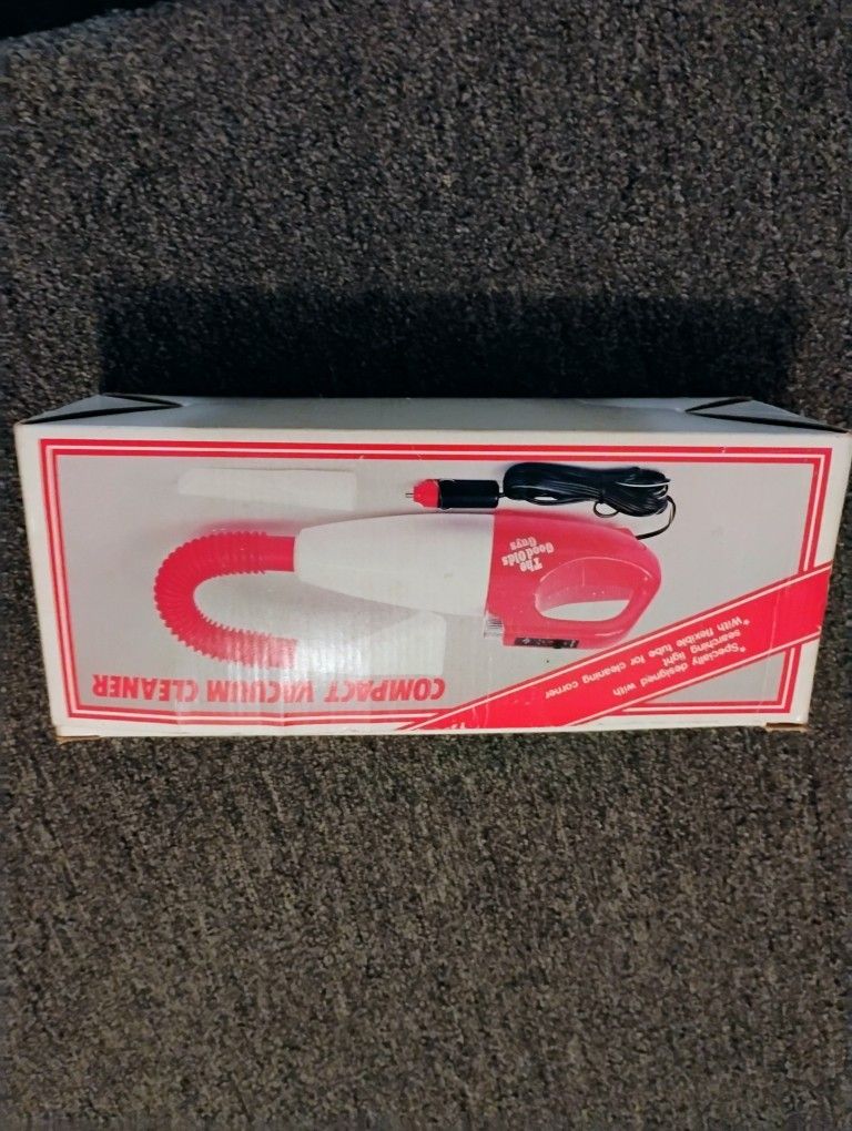 The Olds Connection compact vacuum cleaner for cars