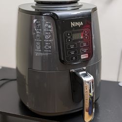 Ninja Air Fryer AF100 S5 for Sale in Tampa, FL - OfferUp