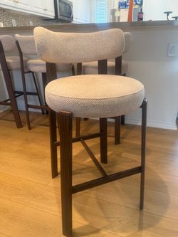 4 barstools