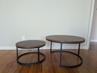 Nested circular coffee tables