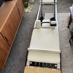 Foldable Pilates Reformer