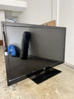 55” Flat Screen W/Roku Stick