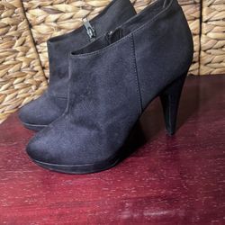 Women’s ankle boot heels