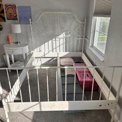 Full Size Bed