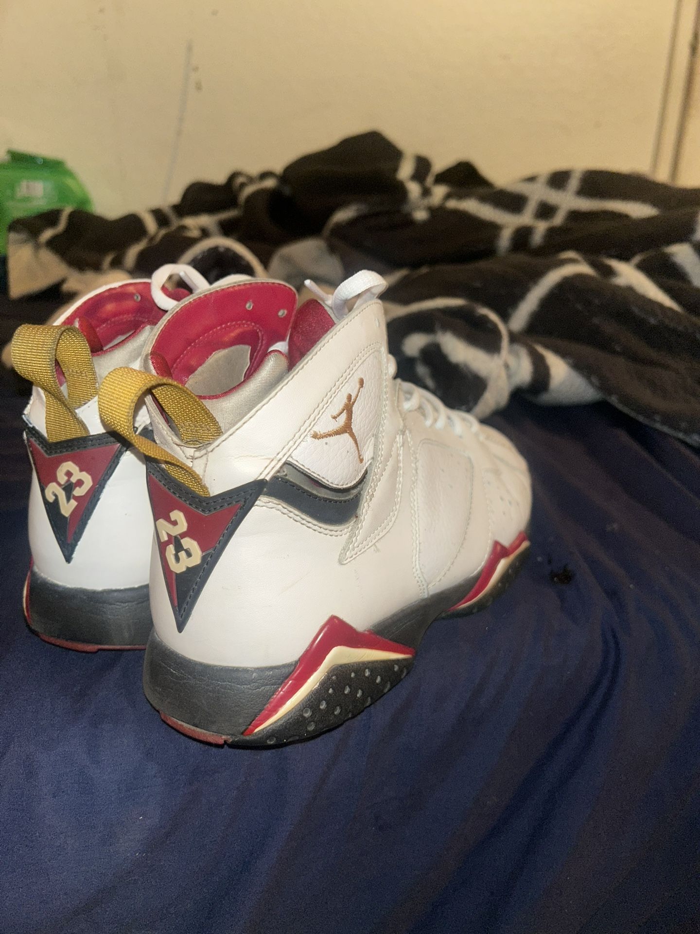 Air Jordan 7s  Cardinals  size 9.5